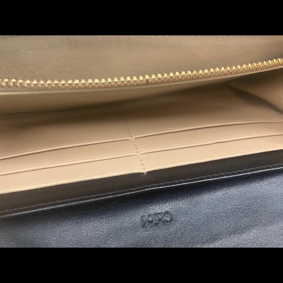Authentic Chloé Long Wallet - Picture 5 of 11